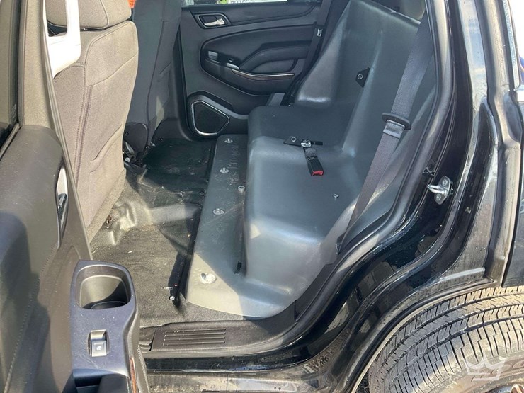 2019-chevrolet-tahoe-image-19