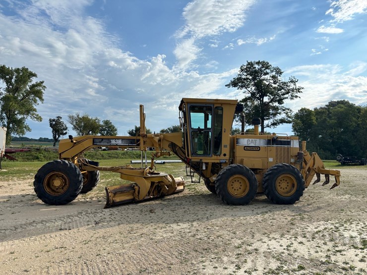 1999-caterpillar-163h-vhp-image-1