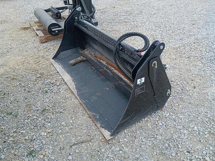 #26209-•-giyi-4-in-1-bucket-skid-steer-attachment-image-2
