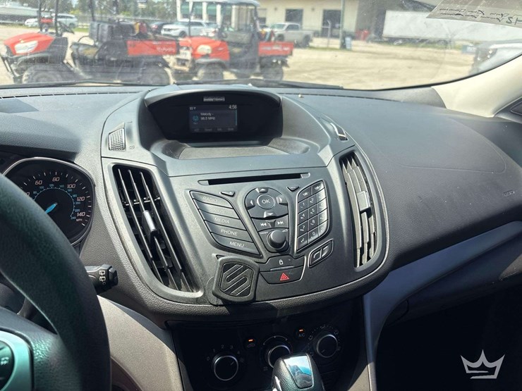 2015-ford-escape-image-14