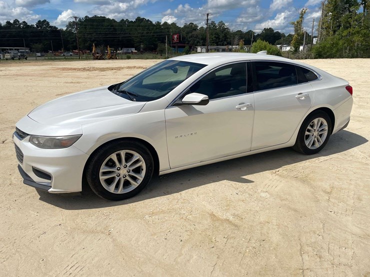2016-chevrolet-malibu-4-door-sedan-(249,316-miles)-image-1