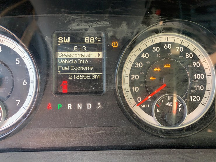 2014-dodge-2500-image-20