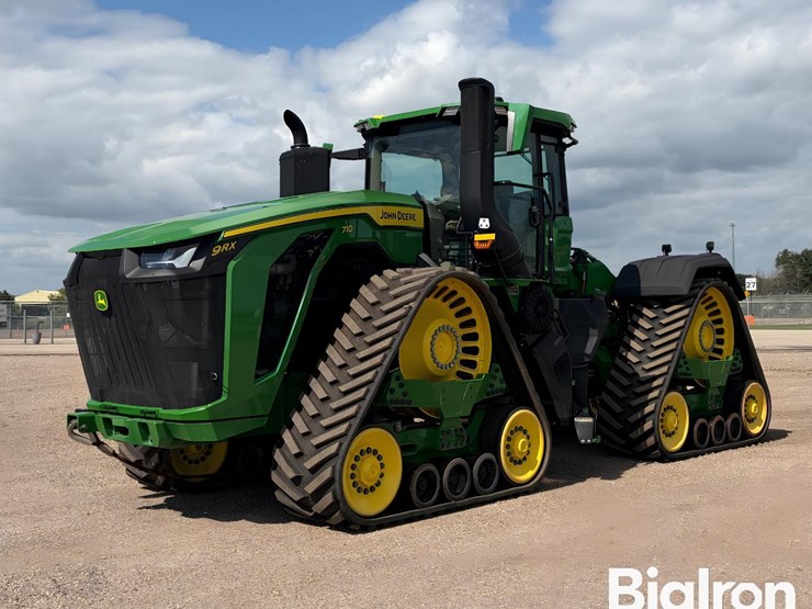 2025-john-deere-9rx-710-image-9