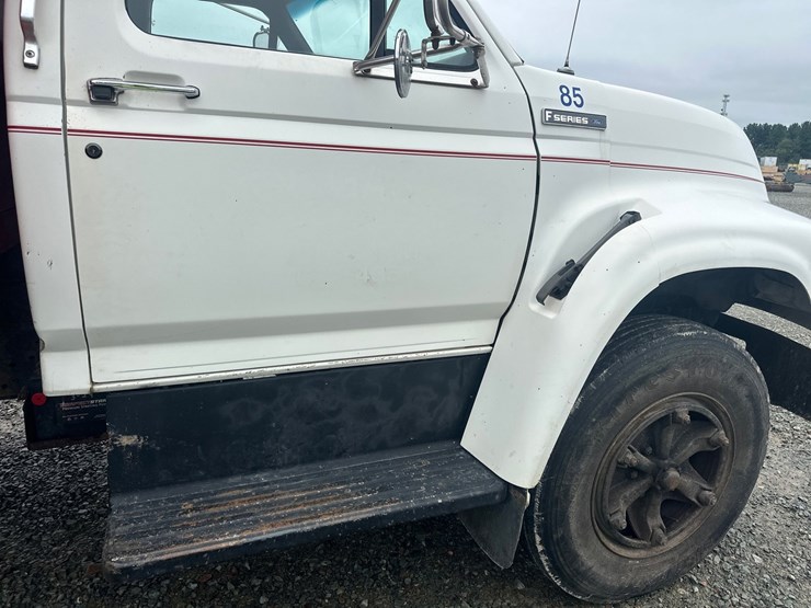 #61462-•-1995-ford-f-series-single-axle-dump-truck-image-14