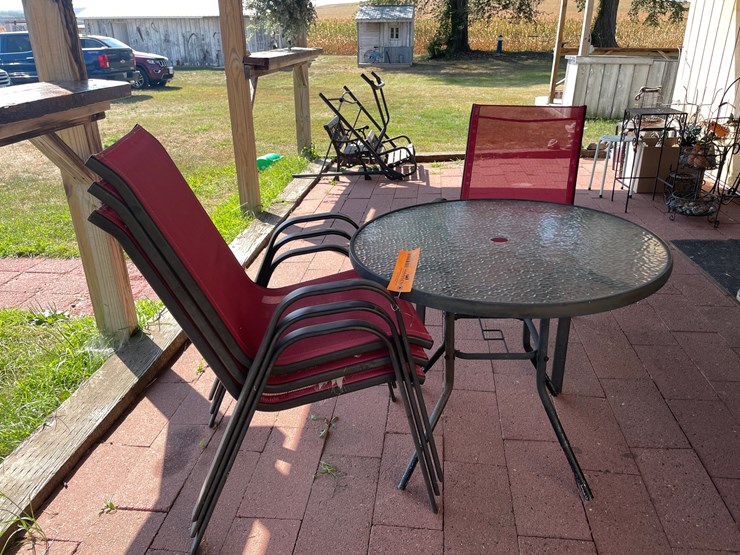 #6239-•-patio-set-image-1