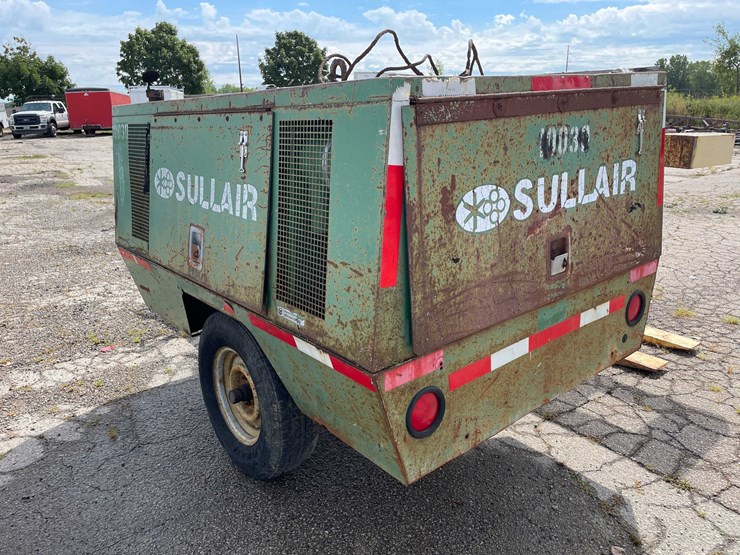 #10537-•-sullair-portable-air-compressor-image-14