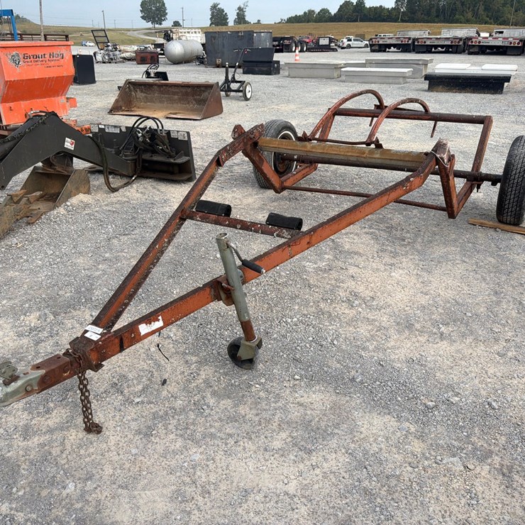 #563 • ROUND BALE CARRIER TRAILER