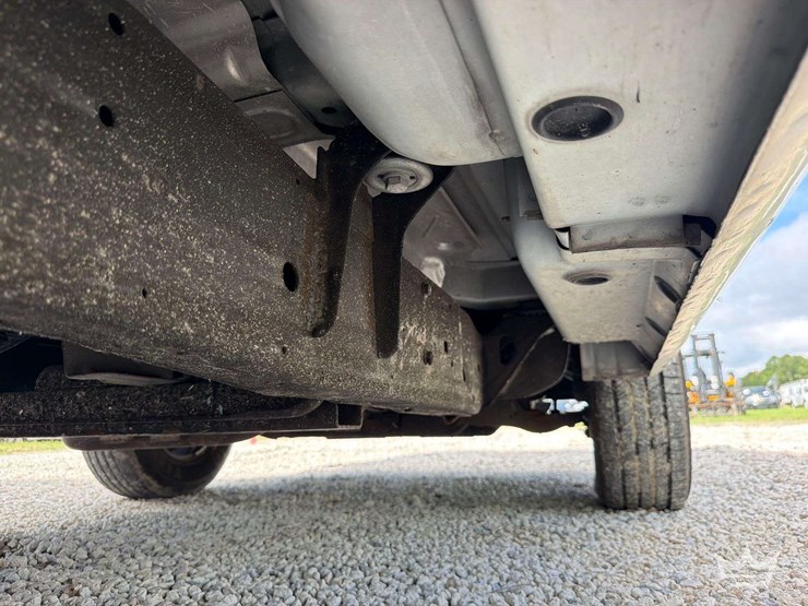 2014-chevrolet-express-g2500-image-39