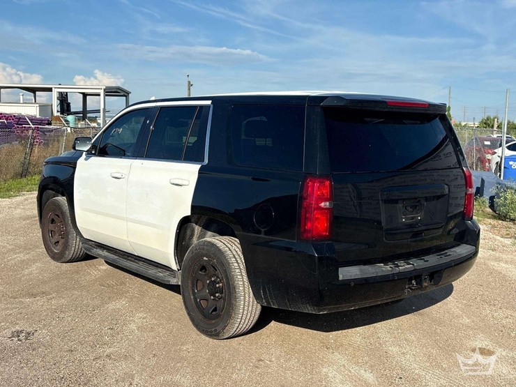 2019-chevrolet-tahoe-image-4