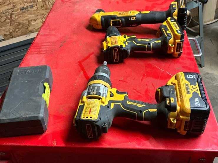 #100-•-dewalt-20v-max-brushless-power-tool-lot-with-batteries-&-ryobi-bit-set-image-3