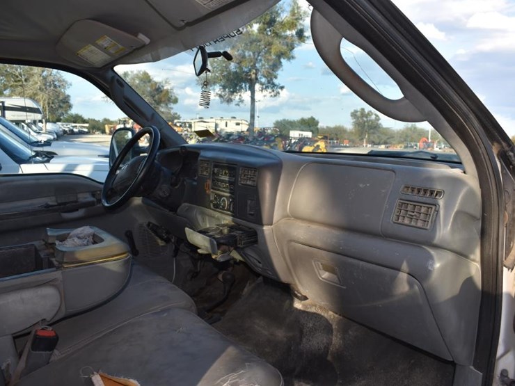2004-ford-f450-image-9