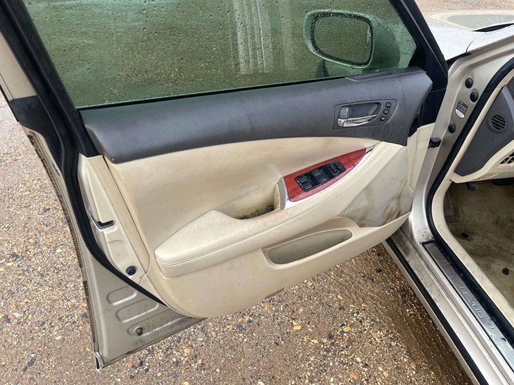 2012-lexus-es-350-4-door-sedan-(227,962-miles)-image-9