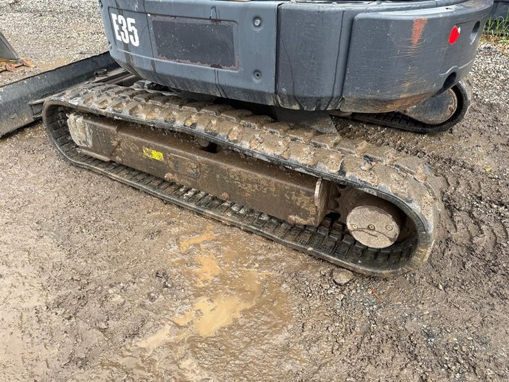 bobcat-e35-image-17