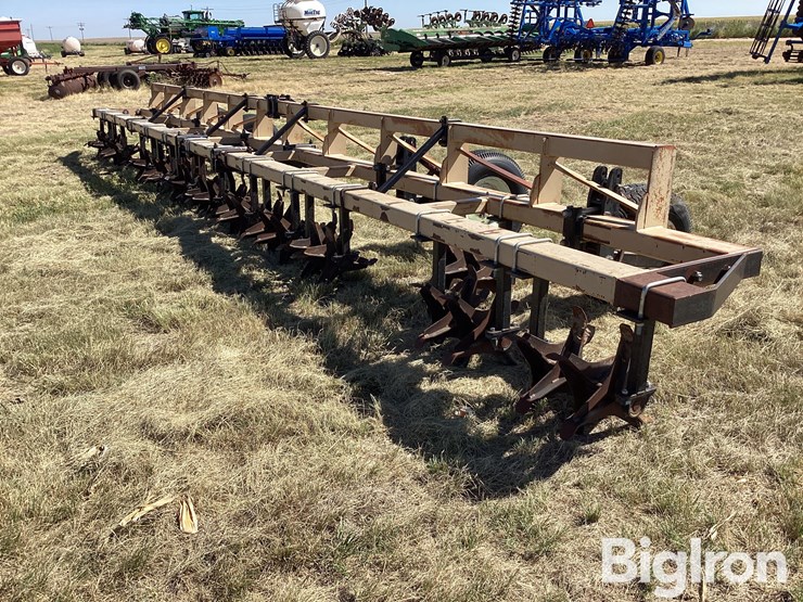 hamby-13-row-32’-sand-fighter-bar-image-5