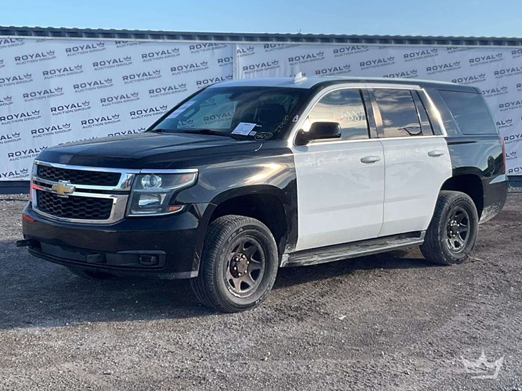2019-chevrolet-tahoe-image-1