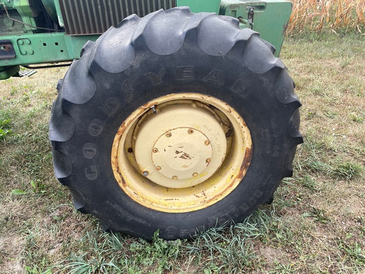 john-deere-4640-image-27