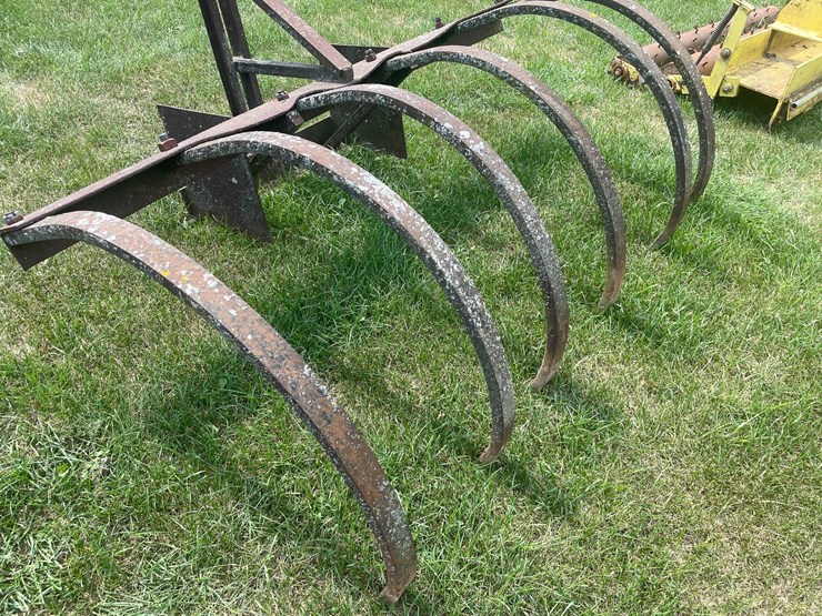 #1631-•-vintage-spring-tooth-cultivator-image-8