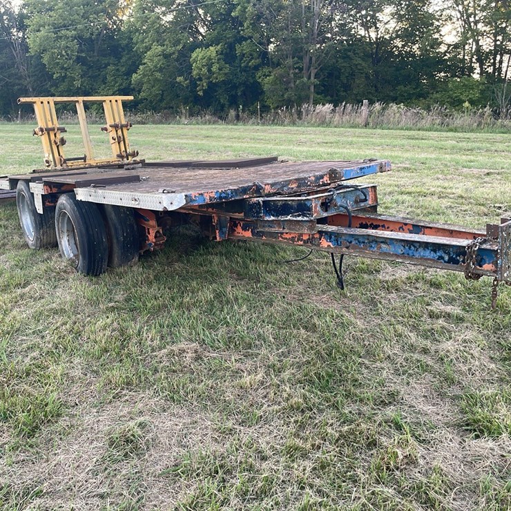 18’+4’ tag trailer