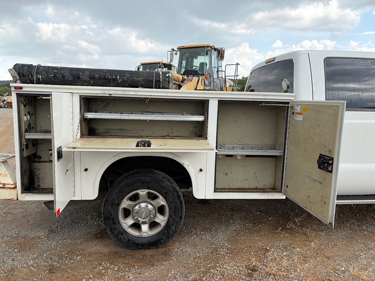 2013-ford-f350-image-9
