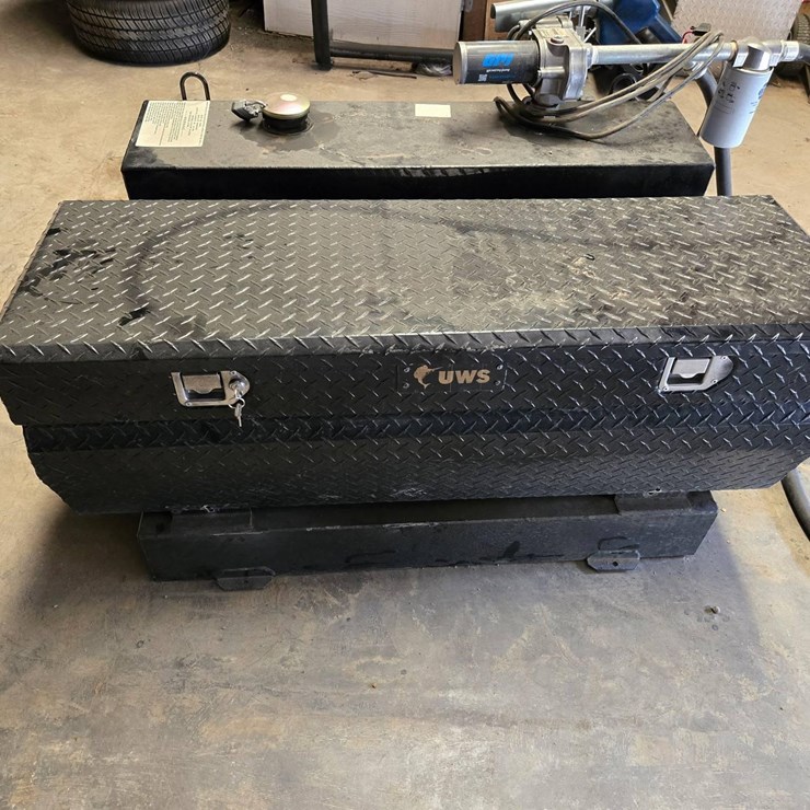 Fuel Tank/Toolbox Combo