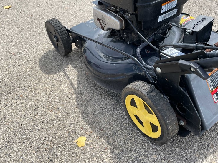 #10541-•-brute-push-mower-image-12