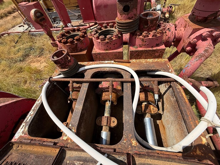 caterpillar-d398-image-11