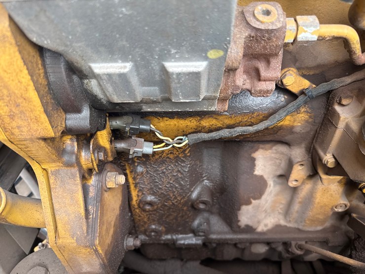 caterpillar-160m-awd-image-78
