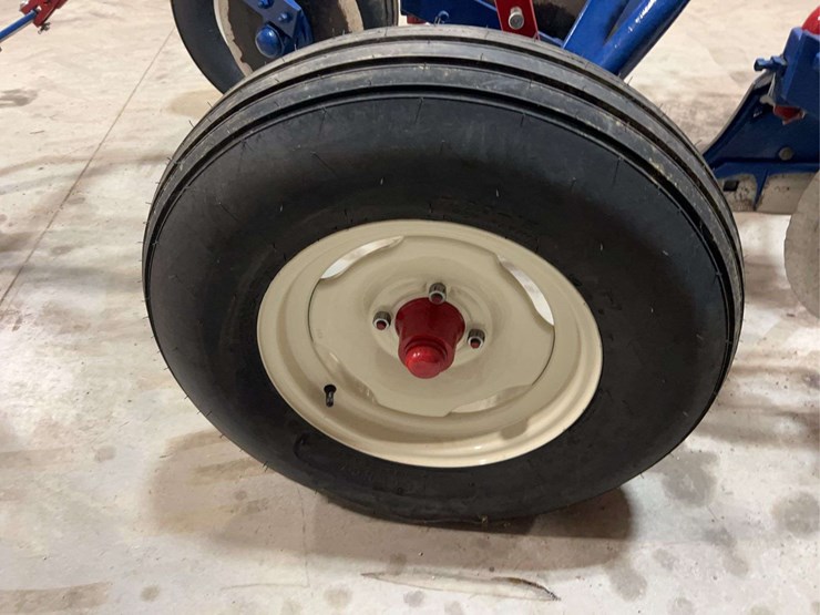 case-ih-60-image-44
