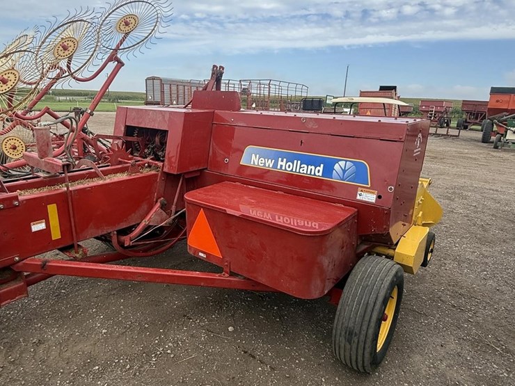 new-holland-bc5060-image-2