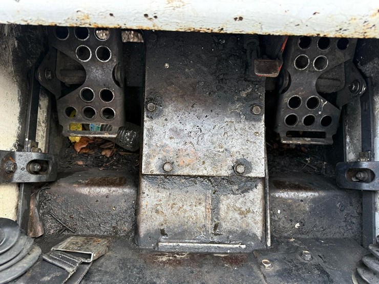 bobcat-753-image-21