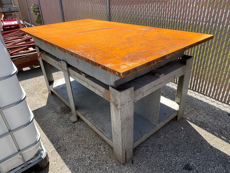 #9002-•-cast-iron-layout-table-(o6)-image-2