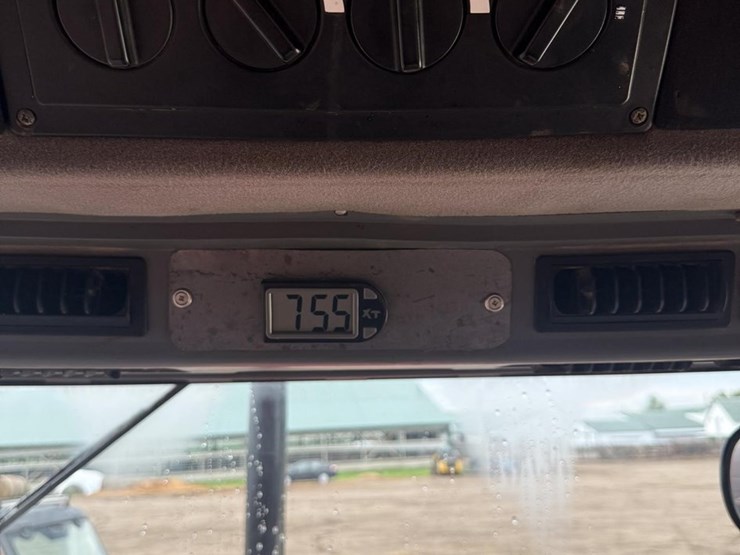 case-ih-5240-image-7