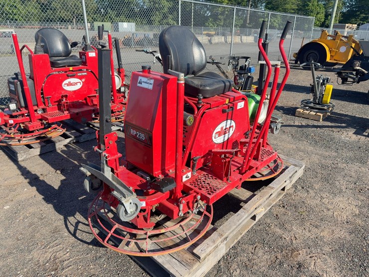 allen-rp235-ride-on-concrete-finisher-image-4