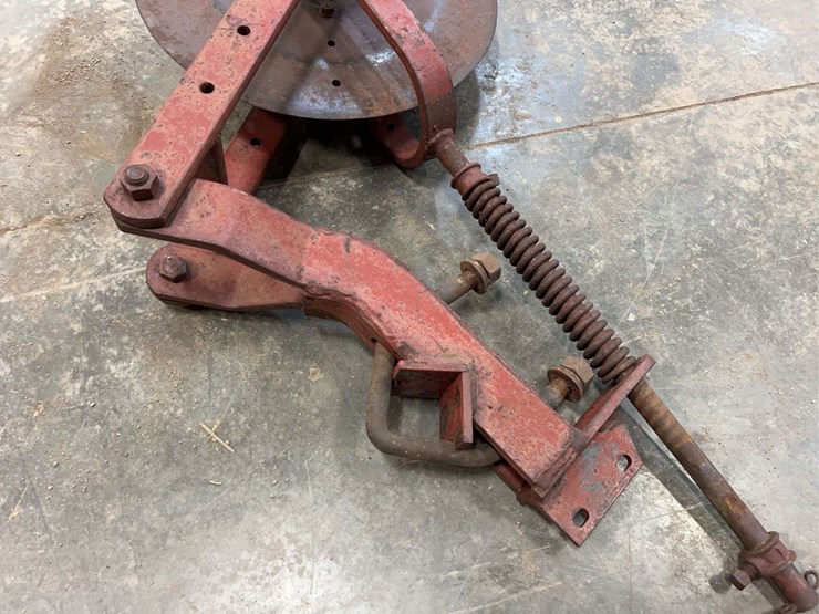 international-harvester-cultivator-stabilizer-wheel-image-3