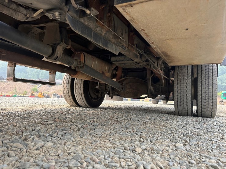 2019-ford-f550-image-48