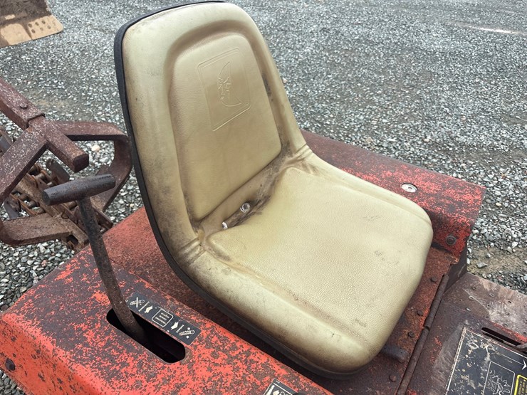 ditch-witch-2200-image-15