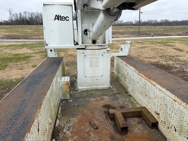 2000-international-4900-image-26