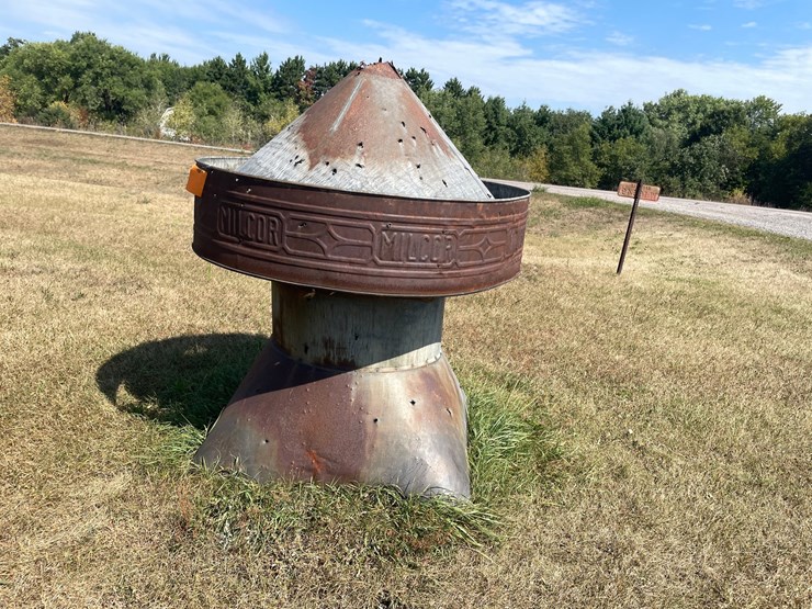 #6237-•-milcor-barn-cupola-image-2