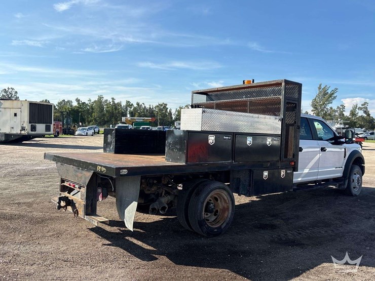 2019-utility-flatbed-image-3