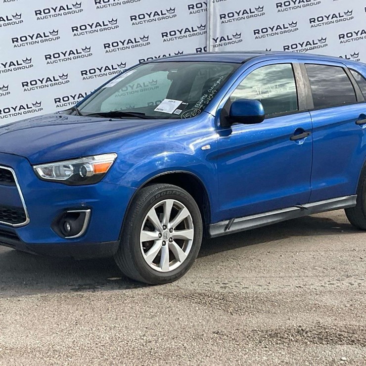 2015 MITSUBISHI OUTLANDER