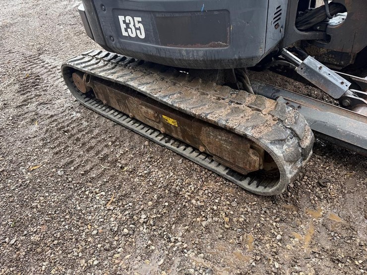 bobcat-e35-image-13