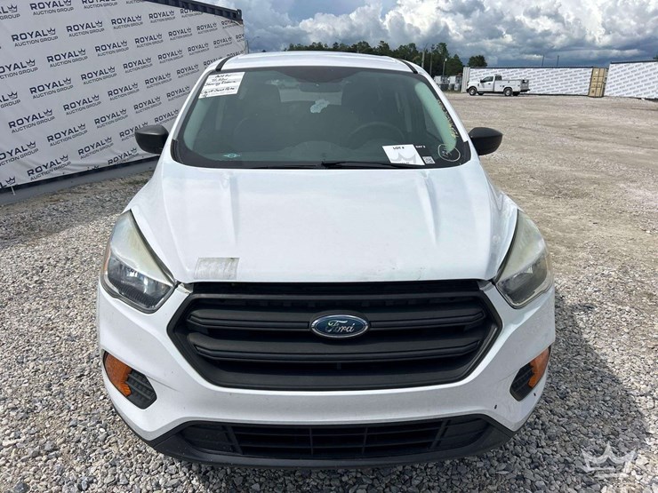 2017-ford-escape-image-23
