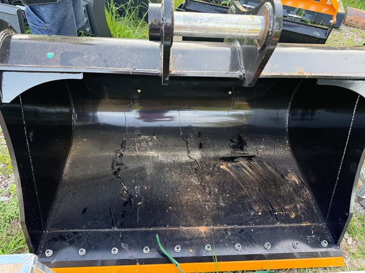 john-deere-120-image-3