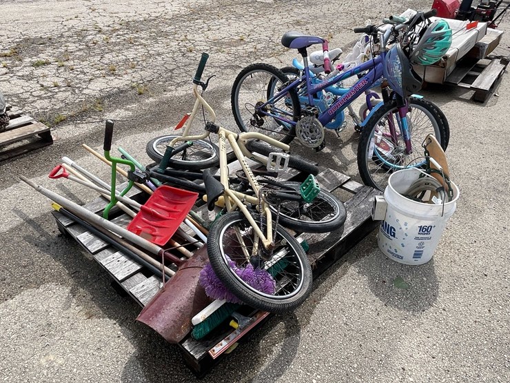 #10546-•-children's-bikes-image-1