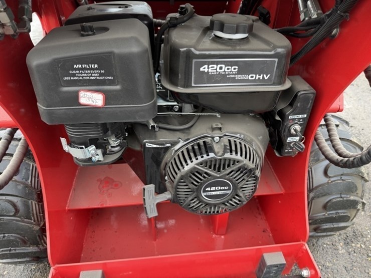 2026-future-ft-323tz-mini-skidsteer-loader-image-9