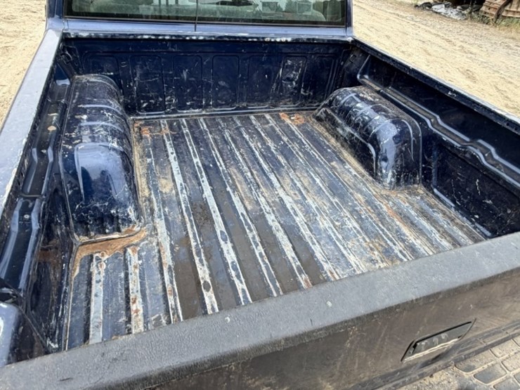 2001-gmc-sonoma-crew-cab-pickup-image-12