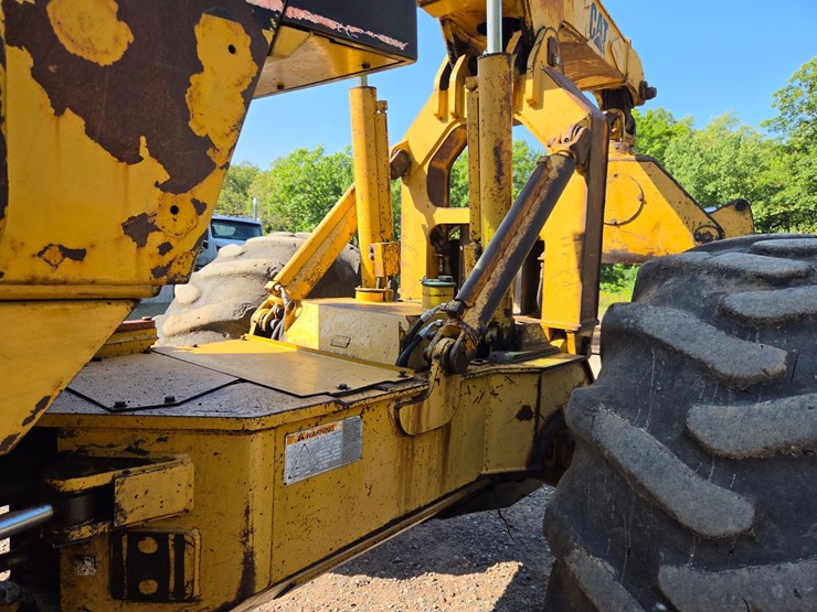 2000-caterpillar-525-image-24