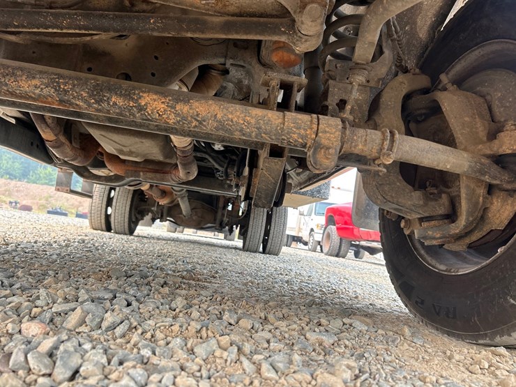 2019-ford-f550-image-53