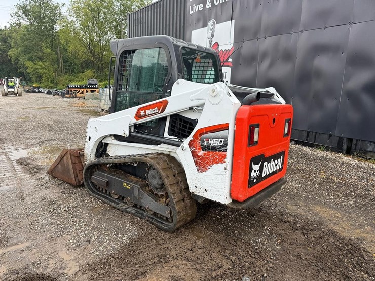 2024-bobcat-t450-image-1