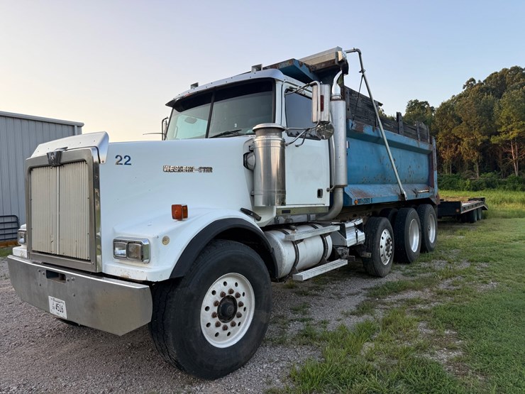 2000-western-star-3406-image-1